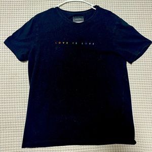 LaMania T-shirt men Love is Love M